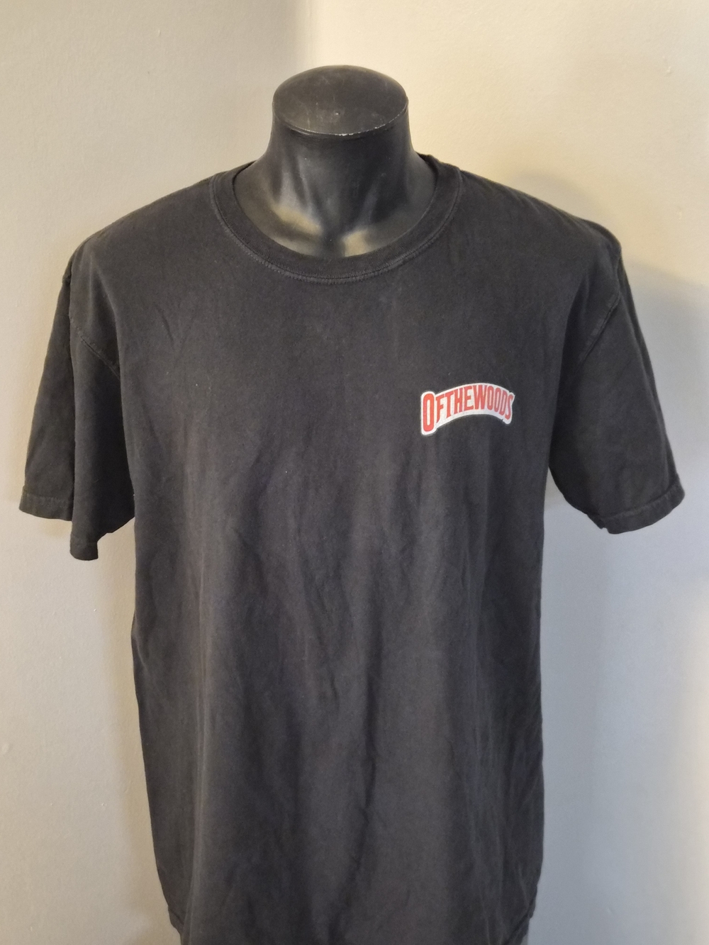 OF THE WOODS Graphic T-Shirt Black Red White Comic Back Print Men’s Large